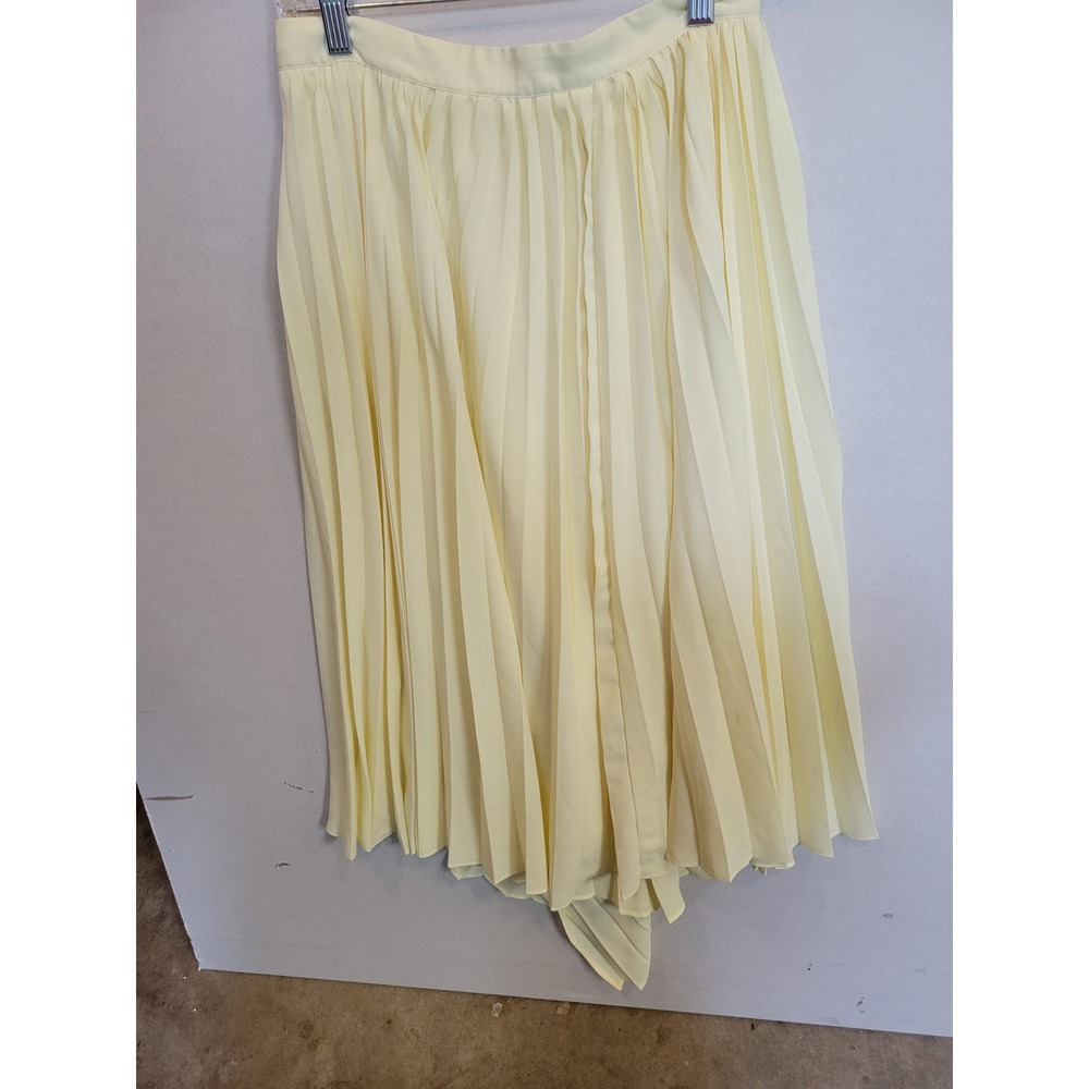 HM Pale Yellow Pleated Midi Skirt Asymmetrical Handkerchief Hem Size 8 Wome 1211